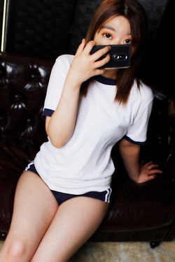 <!--{$staff.staff_name}-->