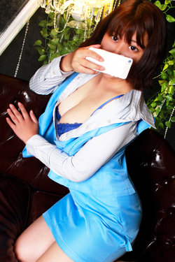 <!--{$staff.staff_name}-->