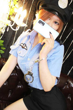 <!--{$staff.staff_name}-->